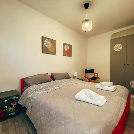 Mini Appartamento Panoramico Sùtrio Eksteriør billede